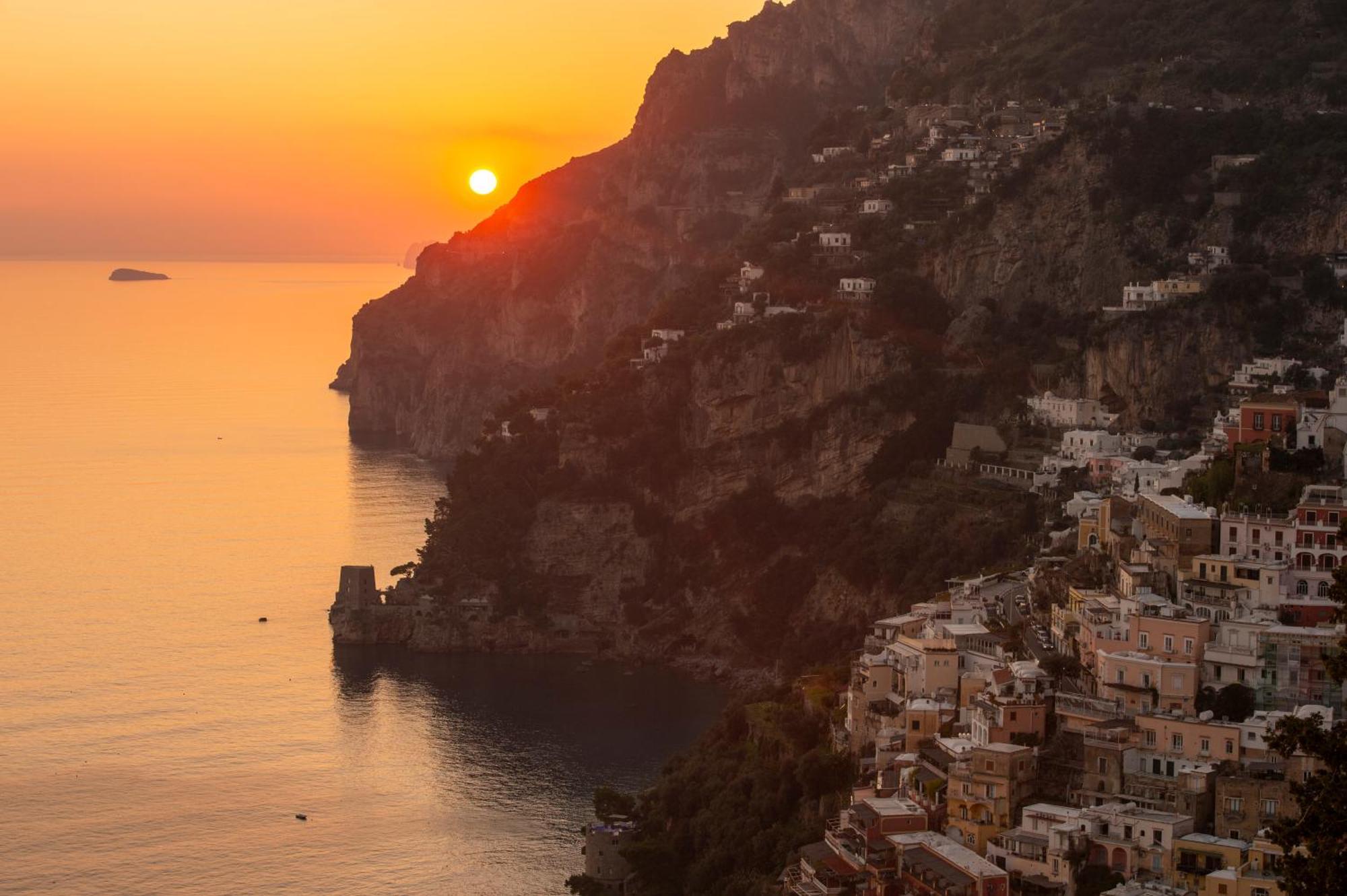 Apartament Aria Di Mare,Near Elevator, Few Steps, Parking, Garden Positano Zewnętrze zdjęcie