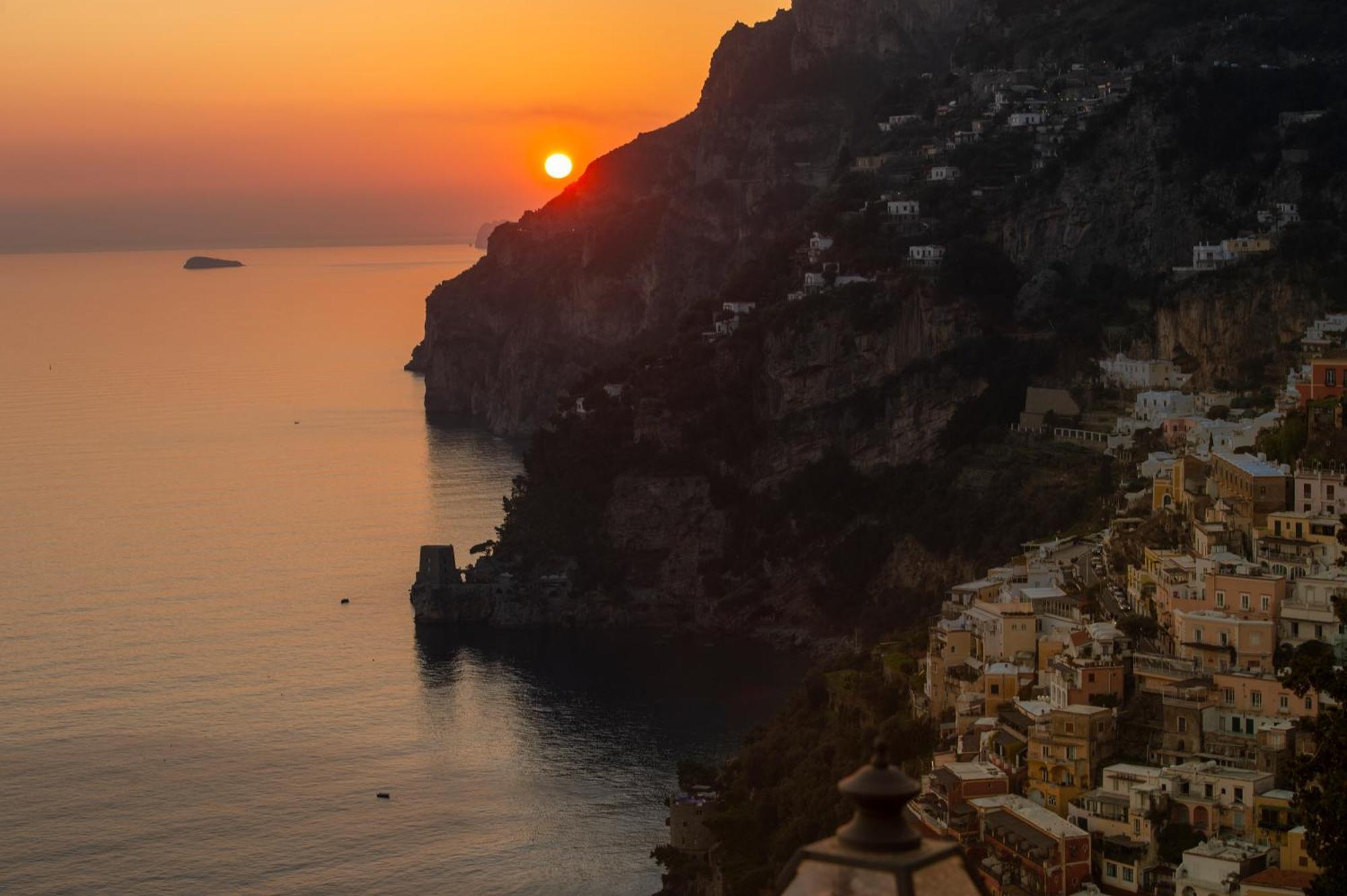 Apartament Aria Di Mare,Near Elevator, Few Steps, Parking, Garden Positano Zewnętrze zdjęcie